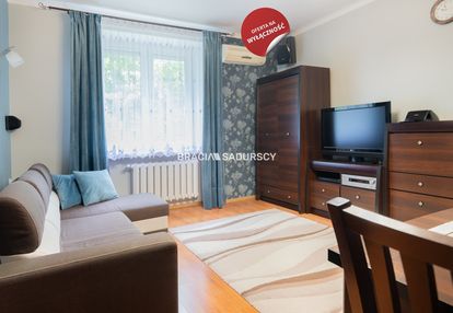 Os. teatralne 3 pok mieszkanie 65m wysoki parter