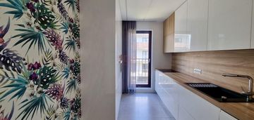 Piękny 2-pokojowy apartament|osobna kuchnia|balkon|garaż