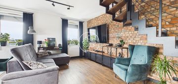 Apartament dwupoziomowy z klimatem