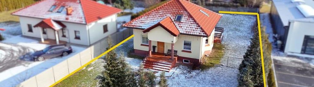 Świetna lokalizacja, funkcjonalny z ogrodem