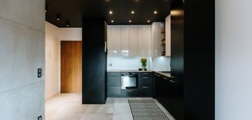 * „wyprzedzamy black week” – rabaty do 108 000 zł*