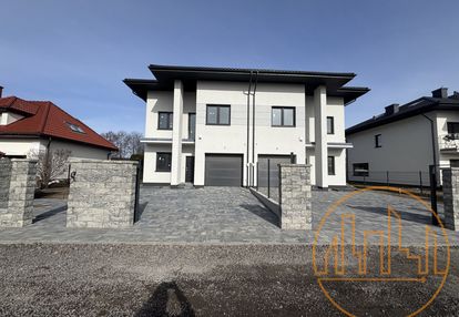 Piękny bliźniak w kąty grodziskie