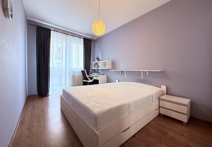 2 pok./1 piętro/balkon/czynsz 206zł/ złota podkowa