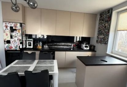 4-pokojowe mieszkanie na wawrze