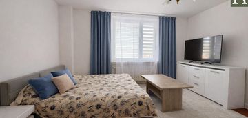 Wolnostojący dom na 22 arowej działce!