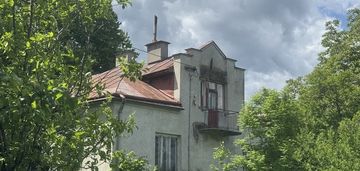 Atrakcyjna działka 60a domem do kap. remontu