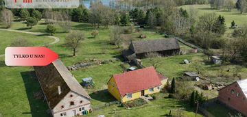 Siedlisko w sąsiedztwie jeziora i lasu