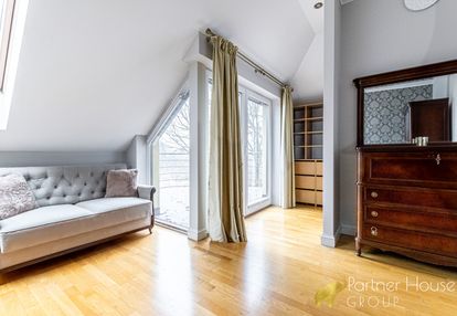 Dom gotowy do zamieszkania, ogród, garaż