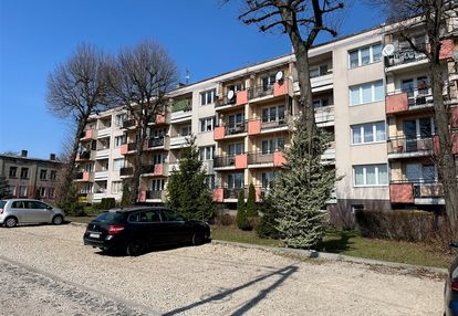 Dobry stan, do zamieszkania - ładny balkon