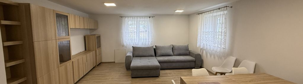 Częśc domu z garażem w nikielkowie