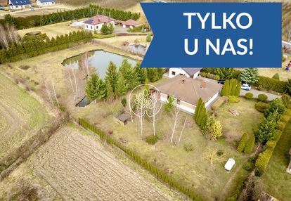 Dom wolnostojący na dużej działce ze stawem