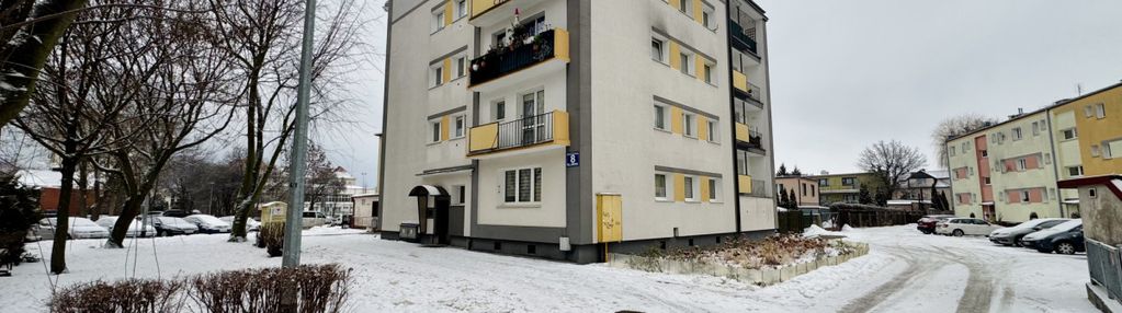 Centrum rumii, 3 pokoje, do remontu.