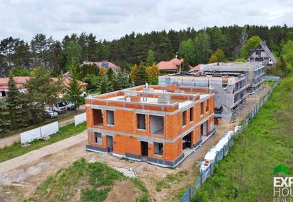 Wyjątkowo funkcjonalne segmenty z dużymi oknami
