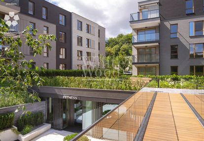Przestronny,5-pokojowy apartament z 2 balkonami