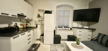 Mieszkanie na parterze z garażem w cenie