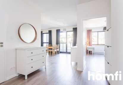 Wygodne 2 pokoje z garażem przy metrze płocka