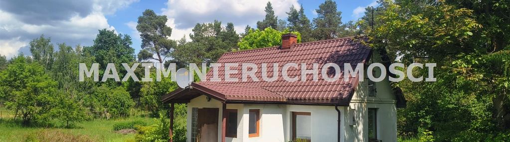 Urokliwe siedlisko w sercu lasu.idealne na weekend