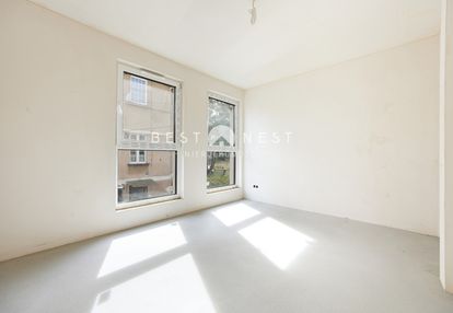 Mieszkanie w kameralnym budynku z windą i garażem