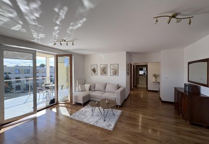 3pok 86m2 + taras 14m2. słoneczne. przy lesie i m2