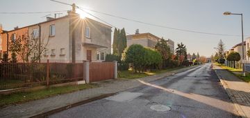 Dom w zabudowie szeregowej w świetnej lokalizacji