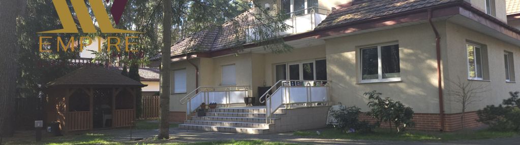 Przestronny dom konstancin starodrzew