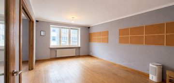 Centrum gdyni | duże mieszkanie 82, 56  m²