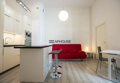 Na wynajem 3 pokojowy apartament stare miasto