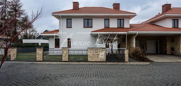 Bliźniak 164 m² w stanie develop. k/ piaseczna