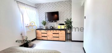 Dom wolnostojący z 13 arową działką, konradowo