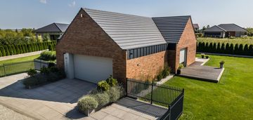 Lusówko- dom- czysta forma- światło