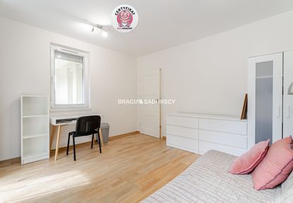 3 niezalezne pokoje / obozowa / 3 balkony