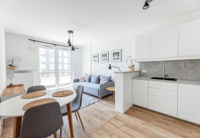 Pkp 5 min./43m2/2 pokoje/od zaraz/garaż/balkon