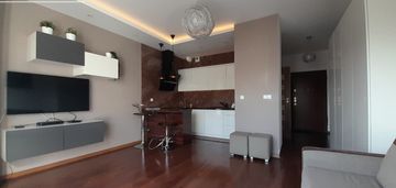 Wysoki standard | miejsce w garażu |tereny zielone