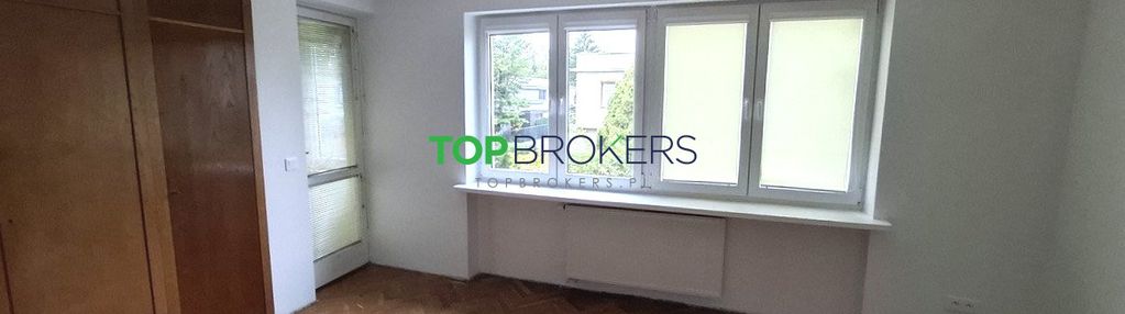 Komfortowy dom dla firmy świeżo po remoncie, ogród