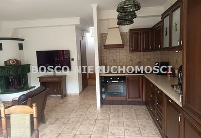 Dwupoziomowe, taras, niska zabudowa, nowe budow