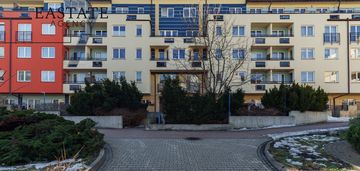 Wysokie 3,1m| przestronne | 2 pokoje | metro | las