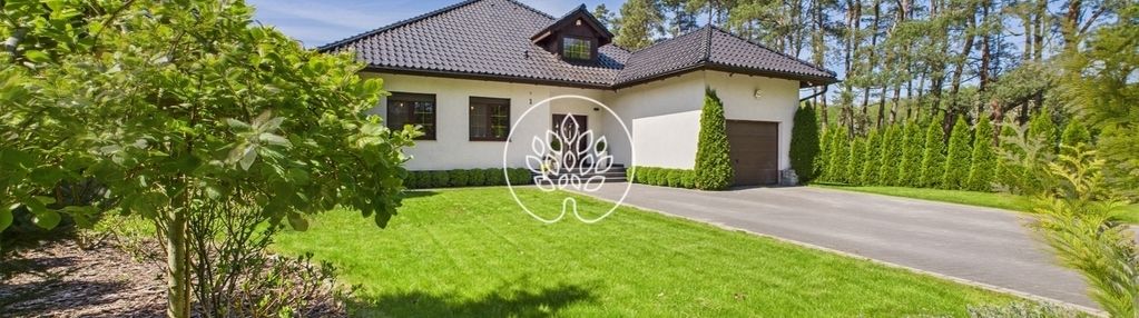 Dom wolnostojący, pompa ciepła, fotowoltaika,