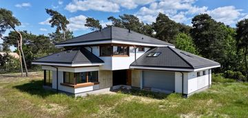 Dom, węgrów, al. partyzantów - 260,93 m2