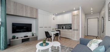 Przestronna kawalerka 30 m2 pierwsza dzielnica