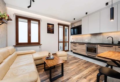 Od 1 września | 26 mkw. + balkon | ul. starowiślna