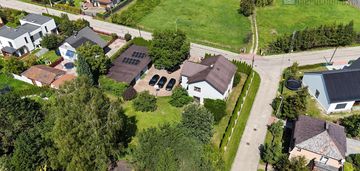 Żerniki | duża działka | 250m2 + garaż 160m2
