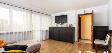 Ustawne trzypokojowe, ul. barbary, do wejścia