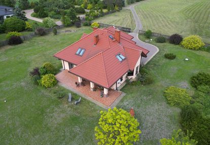 Piękny dom 234 m2, z dużą 3 ha działką, gmina brok.