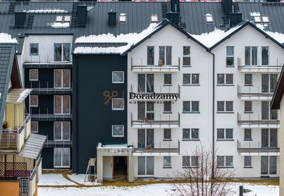 3 pokojowe mieszkanie do własnej aranżacji, garaż