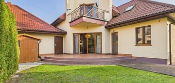 Dom pod warszawą z bonusem - skierdy