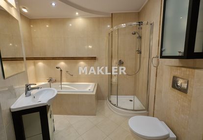 Apartament z tarasem w świetnej lokalizacji!