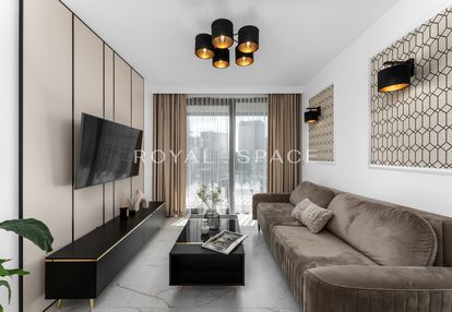 Jasny apartament z balkonem | mogilska