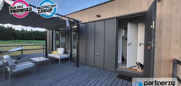Ładny, wyposażony domek rekreacyjny z 2021 roku