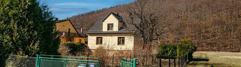 Dom w porąbce w pięknym otoczeniu gór