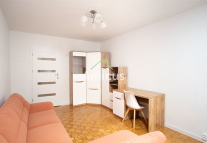 Najem-dwa oddzielna pokoje - piasta- 37,4m2-2000zł